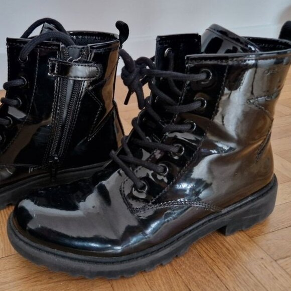 GEOX "Casey" Black Ankle Boots - Picture 1 of 3